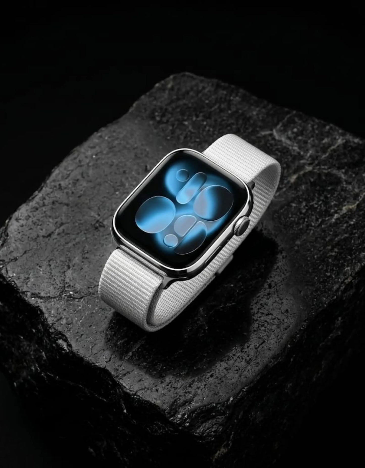 Black Series 11 Apple Edition